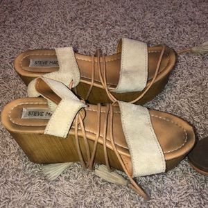 Steve Madden tan lace up wedges